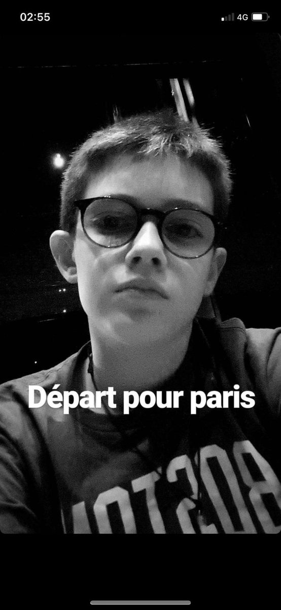userrrrnet's tweet photo. Bardella qui repars en vacances https://t.co/bYaErq5Svy