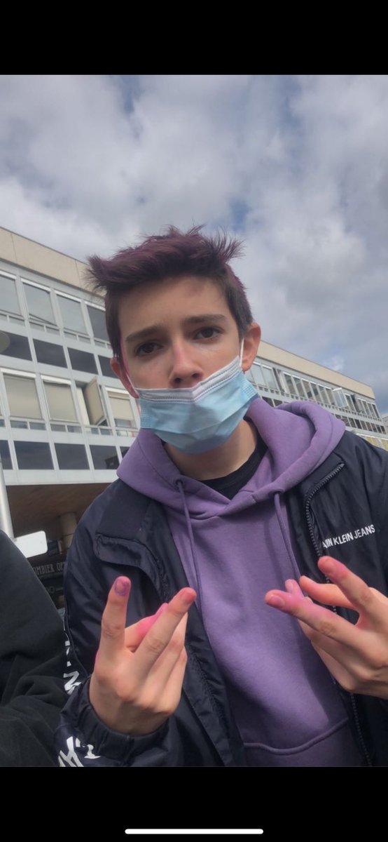 userrrrnet's tweet photo. Colo moua n’y aujourd’hui https://t.co/qwNNzDy6qw