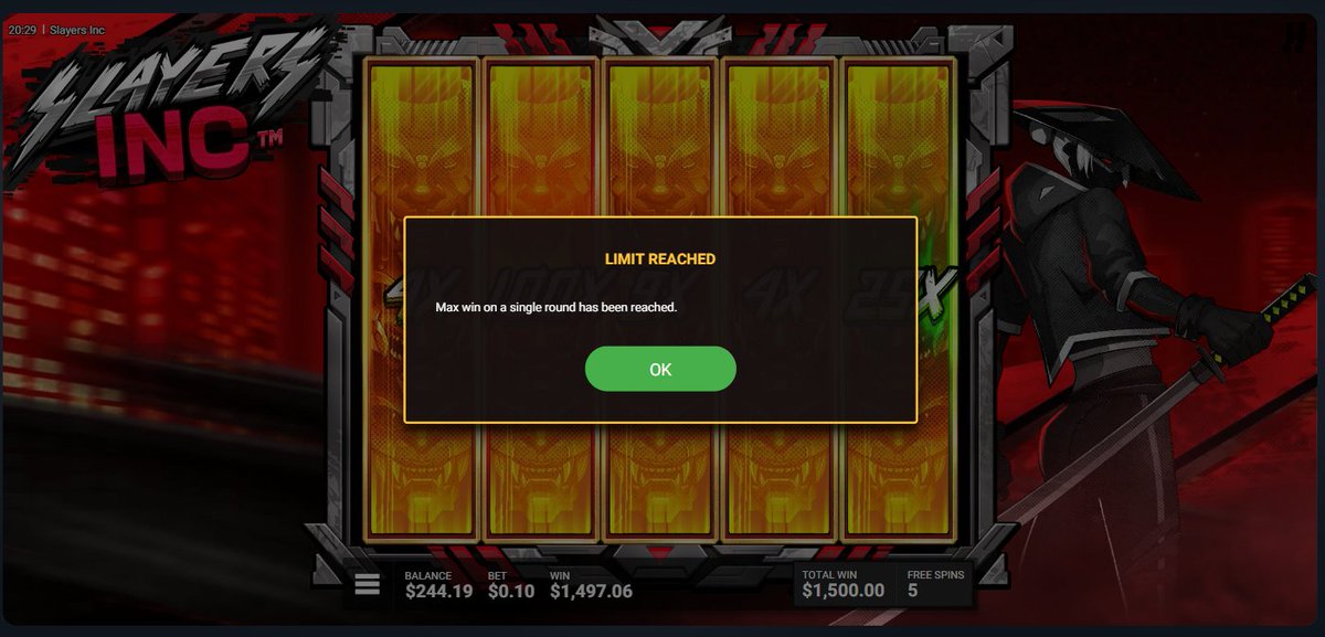 EagleBetsCasino's tweet image. Hey @hacksawgaming I would love a HackSaw slot hoodie!❤️ 

I promise it will be the only hoodie I wear! #hacksaw #casino #slots #crypto