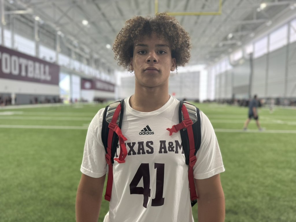Omaha (NE) Creighton Prep 2026 RB Angelo Walker

<a href="/Angelo_walker22/">Angelo Walker</a> | <a href="/CPFootball17/">Creighton Prep FB</a>
