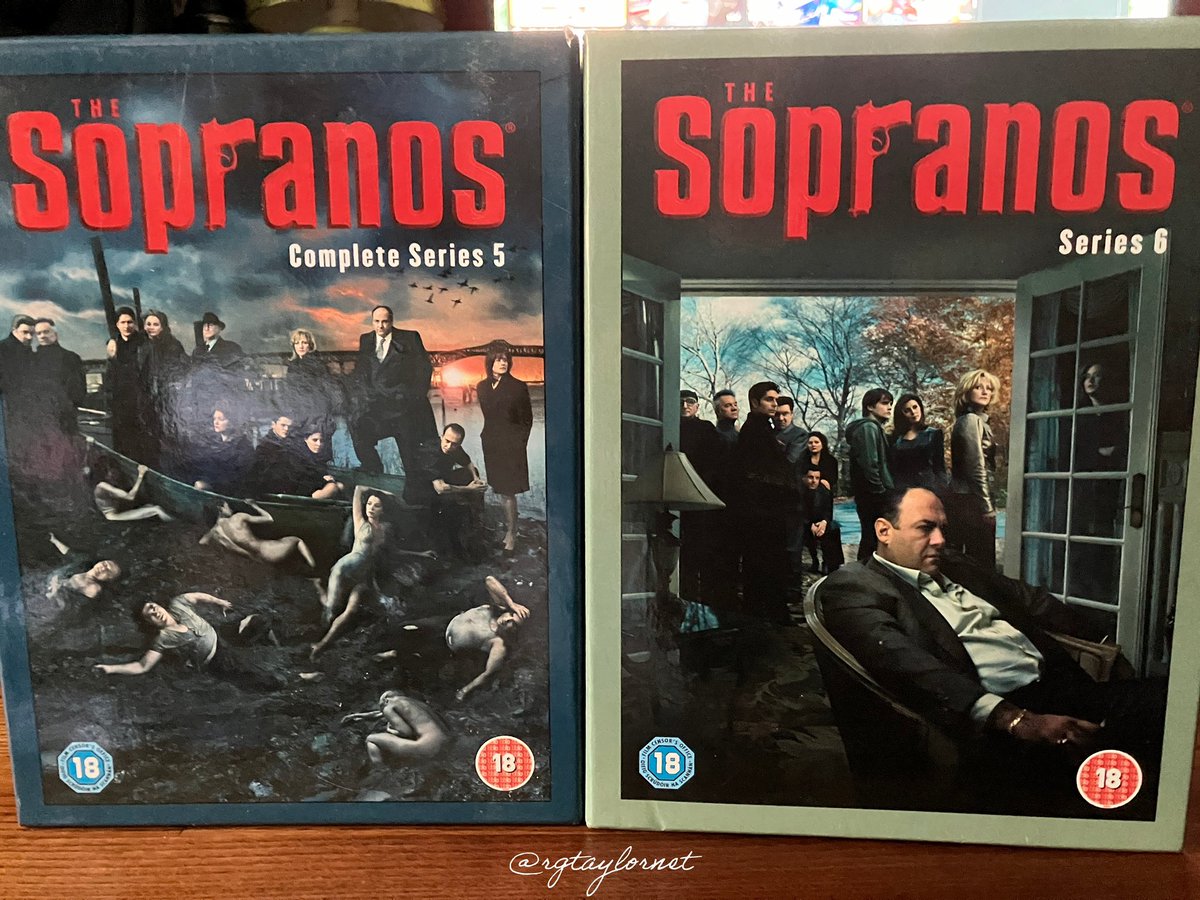 rgtaylornet's tweet photo. Also got these classics for £20!
‘The Sopranos’ s01-06
(HBO)(1999-2007)
Been after em for a bit..
Set to rewatch all these & the Wire over a few weeks, as I’ve enjoyed doing every year or 2 for a while now.
RG 📺 🤙🏽✨
#HBO #TV #thesopranos #classictv #vintage #DVD #DVDboxset https://t.co/TREt7i2vmw