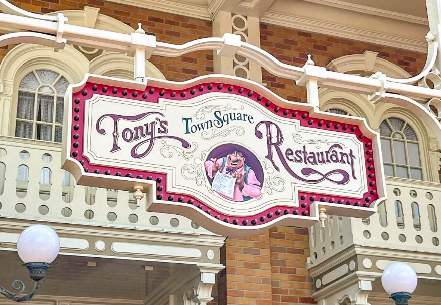 Disney Clips Guy tweet media