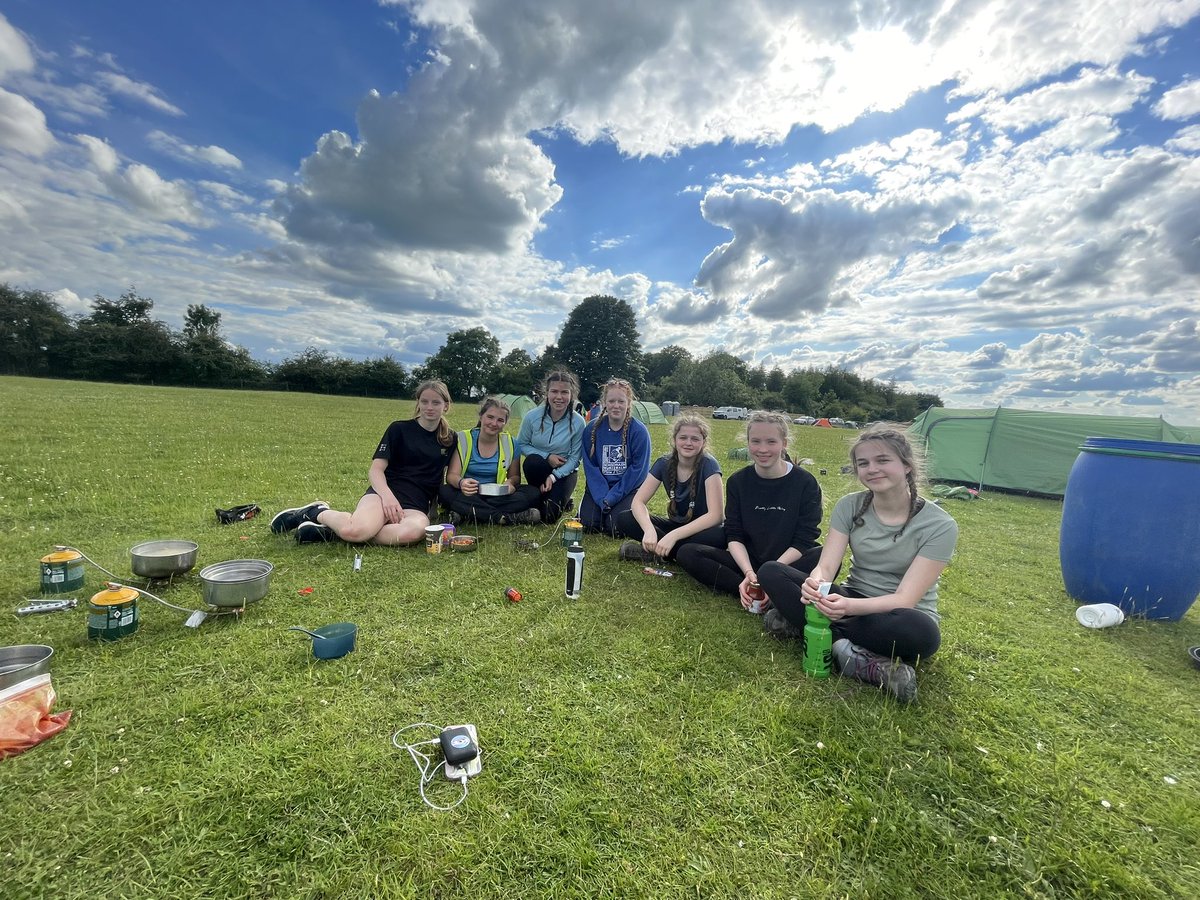 QAS_head's tweet photo. Our DofE Bronze award groups were in very good spirits on Sunday evening as they cooked their evening meal back at camp. Pasta and dehydrated meals were popular! #QASStrongSpirits @samsykesexped #adventure @DofE @ChilternsNT https://t.co/iKtbrY2rCU