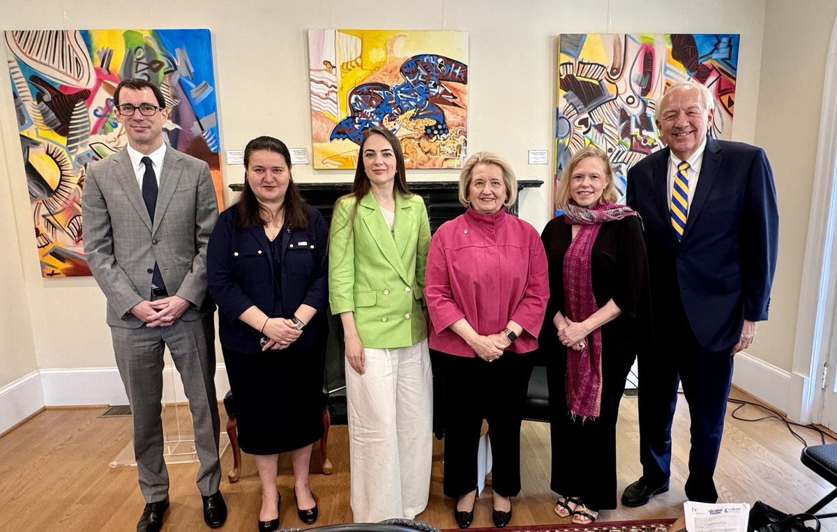 AmbassadorLI's tweet image. A privilege to witness the exceptional leadership of Oleksandra Matviichuk (@avalaina) to bring Russia‘s leaders to justice for the #crimeofaggression and ensure accountability for the countless atrocity crimes committed.
Thank you to @OMarkarova @MelanneVerveer @giwps