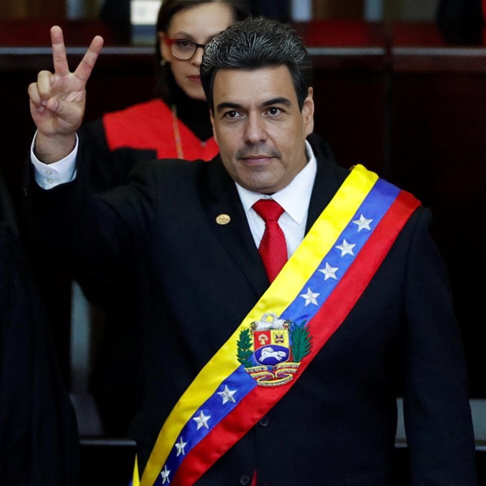 OOCprogresismo2's tweet photo. 🇪🇸 Pedro Sánchez anuncia 'Ley de Libertad Medios' para que sólo los medios que su gobierno considere “serios” tengan licencia para informar y no cualquier persona a través de “pseudomedios” digitales.

#PedroSanchezDictador https://t.co/HAuAhc5kZU