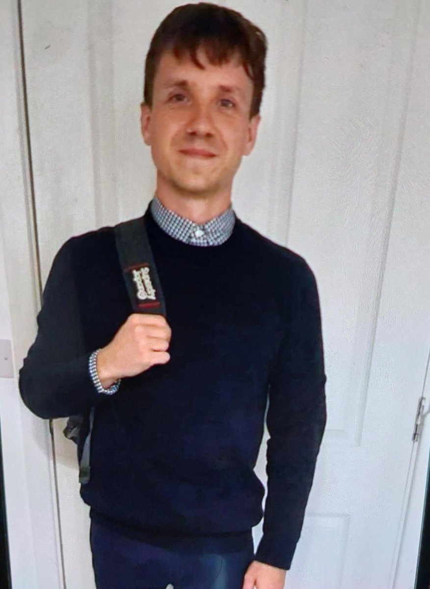 Police are appealing for help to trace a man who is missing from Norwich.

Anthony Hill, aged 37, was last seen at 7.45am today (Monday 17 June 2024) when he left his home address on Plumstead Road East. 

Have you seen him? orlo.uk/ntUK4