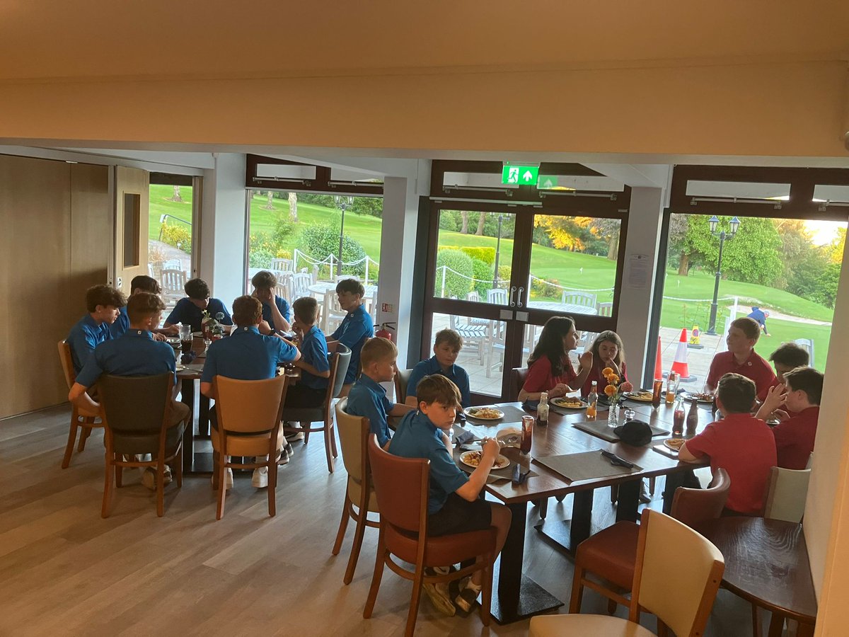 WhitchurchGC's tweet photo. Great scenes at the club tonight as our juniors played a league match against @radyrgolf juniors, with the honours shared in a halved match

It's fantastic to see our youngsters back competing in the @Glamorgan_G_U junior league after a long absence 👏

See Insta post for more https://t.co/IxQiLdyt5k