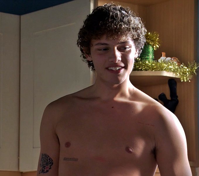 Oi fuckin' oi! I'm Freddie Slater, cheeky 19-year-old lad. Cute smile, curly hair &amp; a big willy! I'm a right perv, not out but love getting bummed on the sly! Live with family so don't get to wank as much as I want to! Love checking out the fit lads on Albert Square where I live!