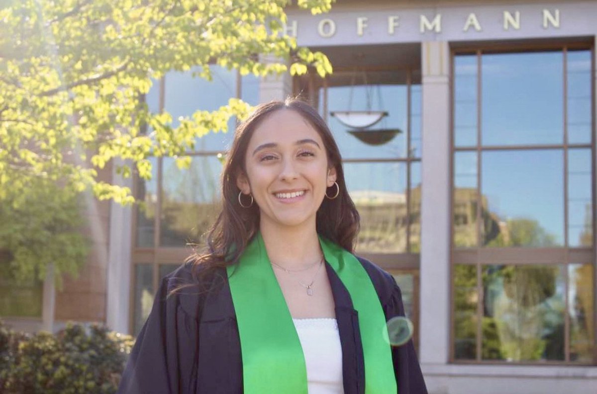 Dalia, a two-time alumna of The Script and currently an HR Junior Associate at The Contingent, has officially graduated from PSU with degrees in Spanish and Psychology! We are thrilled to have Dalia on our team, congratulations Dalia!