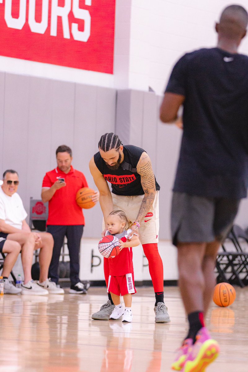 Family. 

<a href="/dwizjr/">Duane Washington Jr.</a> | #GoBucks