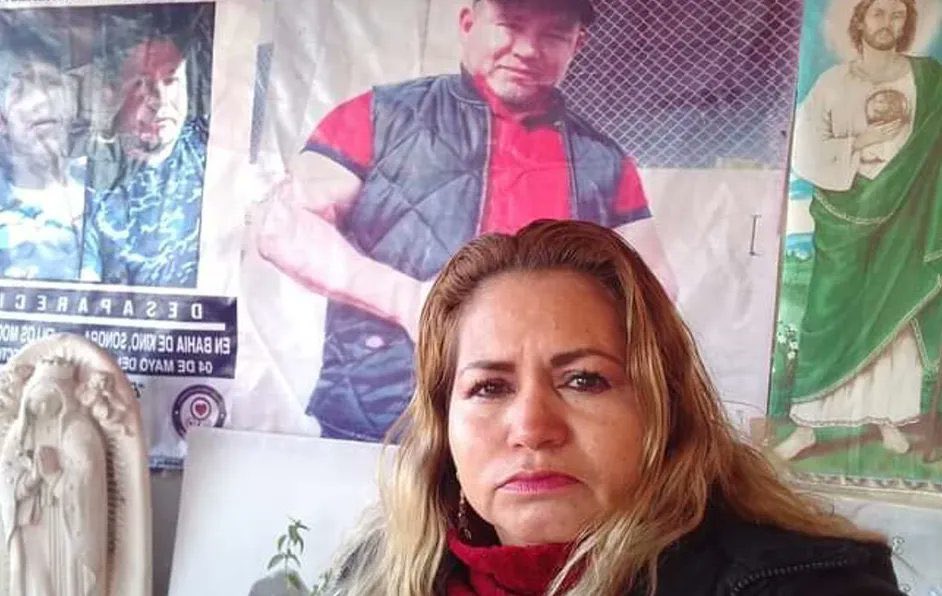 🛑 

¿LA HAS VISTO?

Es Ceci Flores, madre buscadora de Sonora. El domingo 16 de junio emprendió el viaje de la CDMX rumbo a Querétaro y no se ha vuelto a tener noticias suyas. 

Nuestra atención puede ser clave para que aparezca pronto e íntegra. 

🙏🏼 RT

 #CeciFloresTeBuscamos