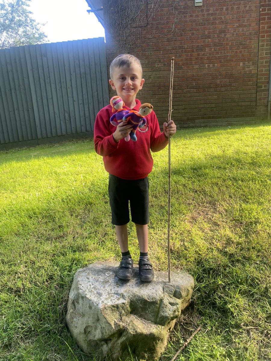 LM_Griff's tweet photo. @YGCwmbran Ray had a brilliant weekend with Seren a Sbarc, partying and out for walks! https://t.co/l47Mb2GuVF