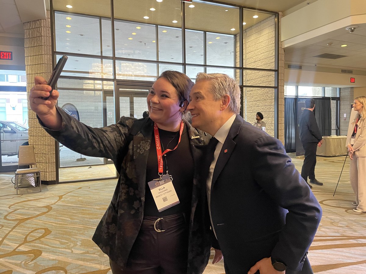 Pleasure to join <a href="/RobertGhiz/">Robert Ghiz</a> at the 23rd Canadian Telecom Summit, today in Toronto.

We discussed ways to innovate the telecom sector so it’s more accessible for all Canadians, because more connectivity will result in more productivity! #CTS2024