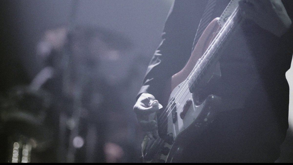 taka_mr_chil's tweet image. おはようございます☁

今朝も
身体は疲れてるのに
目は冴えるから
筋トレ😊

”締め切りを前に取り下げるアイデア
　後悔ばかりが増える
　日の目を見ないままのこの願い
　ため息に溶け　飛んでいけ
　そしていつか自分の存在を証明して”
#ICanMakeIt

非現実的な夢も
叶うと信じ
素敵な一日を～😁