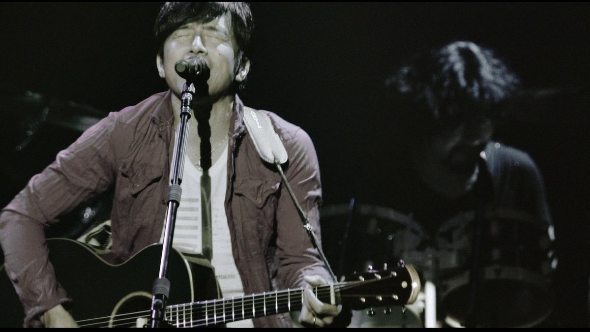 taka_mr_chil's tweet image. おはようございます☁

今朝も
身体は疲れてるのに
目は冴えるから
筋トレ😊

”締め切りを前に取り下げるアイデア
　後悔ばかりが増える
　日の目を見ないままのこの願い
　ため息に溶け　飛んでいけ
　そしていつか自分の存在を証明して”
#ICanMakeIt

非現実的な夢も
叶うと信じ
素敵な一日を～😁