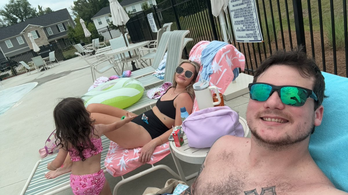 LD__98's tweet photo. Great weekend with a woman finer than wine, from a concert to creek riding to a day at the pool https://t.co/f60VbIiMZf