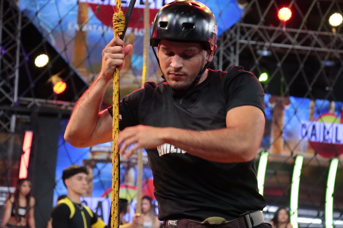 Calle_7PY's tweet photo. Arranca una competencia ¡DEFINITIVA! 🔥
✔️ El lugar es ¡SOLO PARA UNO! 💪 se enfrentan en #CircuitodeAmenzas #DerlisC7 🆚️ #AngelC7
#Calle7Py 🟡🔴 https://t.co/JAoU8HWINn