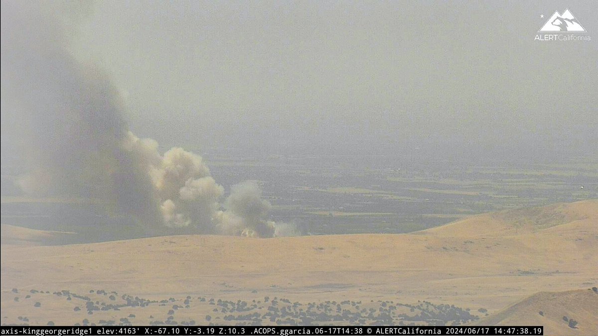 engineco16's tweet photo. My bad, this is south of #Porterville #StageFire @CALFIRE_TUU https://t.co/JMfDVqVIrO
