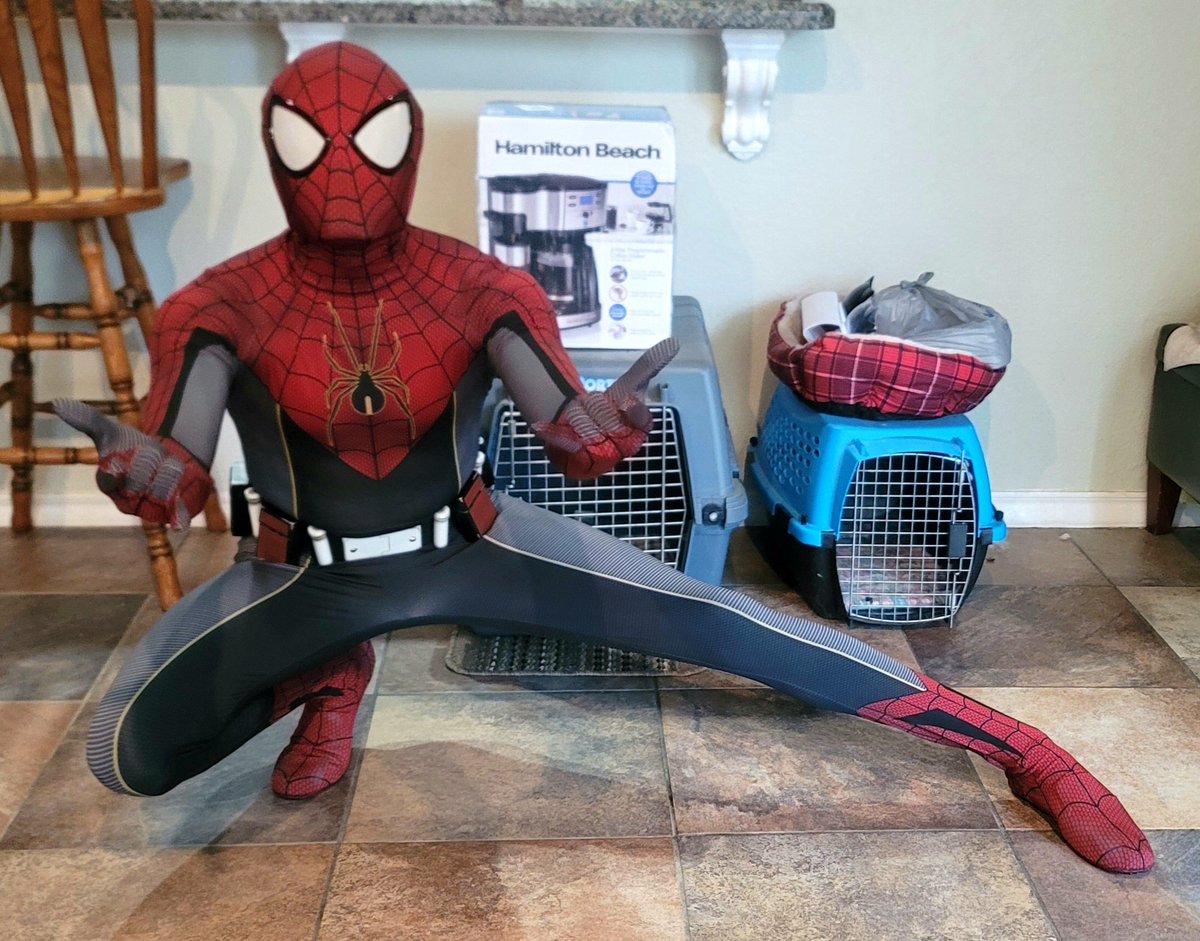 CB_Spiderman's tweet photo. My Formidable Spider-Man suit has finally arrived!!!
Now, this is just a quick few pics to show you guys the physical suit.
I won't be taking any photos for editing until I get this bad boy puff painted ๐๐ค๐ท๐ธ
Suit by: @therpcstudio
#cosplay #Spiderman #rpcstudio #Marvel https://t.co/w8LcLD8R9Z