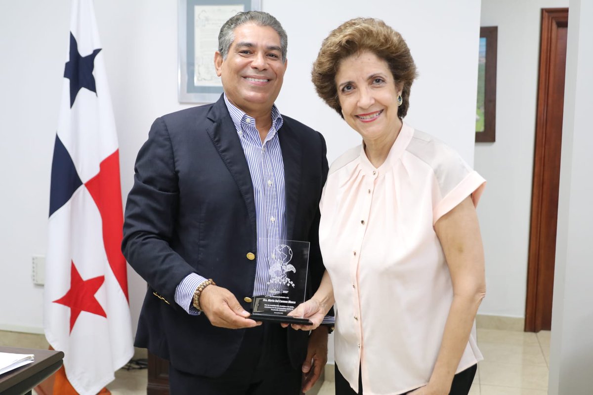 Luis Francisco Sucre tweet media