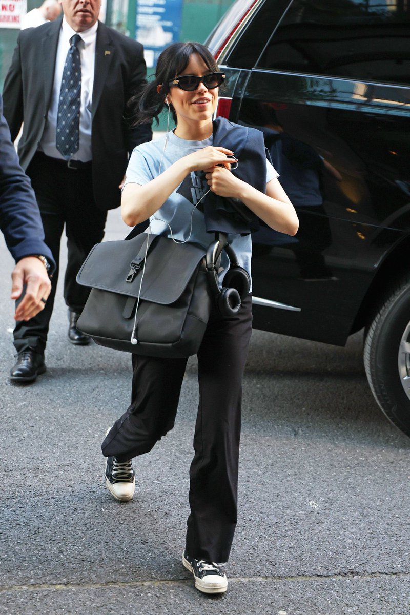 best of jenna ortega tweet media