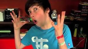 Repsaaj's tweet image. Maar toen de wereld hem het meest nodig had... Verdween Hij ..