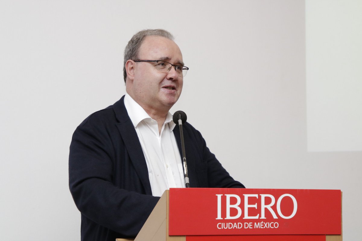 La IBERO extiende un afectuoso agradecimiento al Dr. Enrique Sanz Giménez-Rico, S.J., Rector de la <a href="/UCOMILLAS/">Universidad Pontificia Comillas</a>, por la conferencia magistral que impartió a nuestra comunidad en el marco del seminario "Los Retos de la Formación Humanista en la Universidad Jesuita".