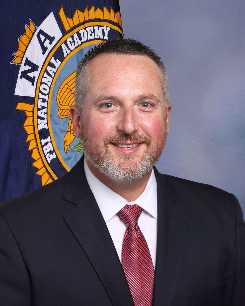 CarrolltonTXPD's tweet image. We are incredibly proud to announce one of our own as a recent FBI National Academy Graduate, Commander Rutherford. 

Congratulations Commander Rutherford! 🎉

#CarrolltonTX #CarrolltonTXPD