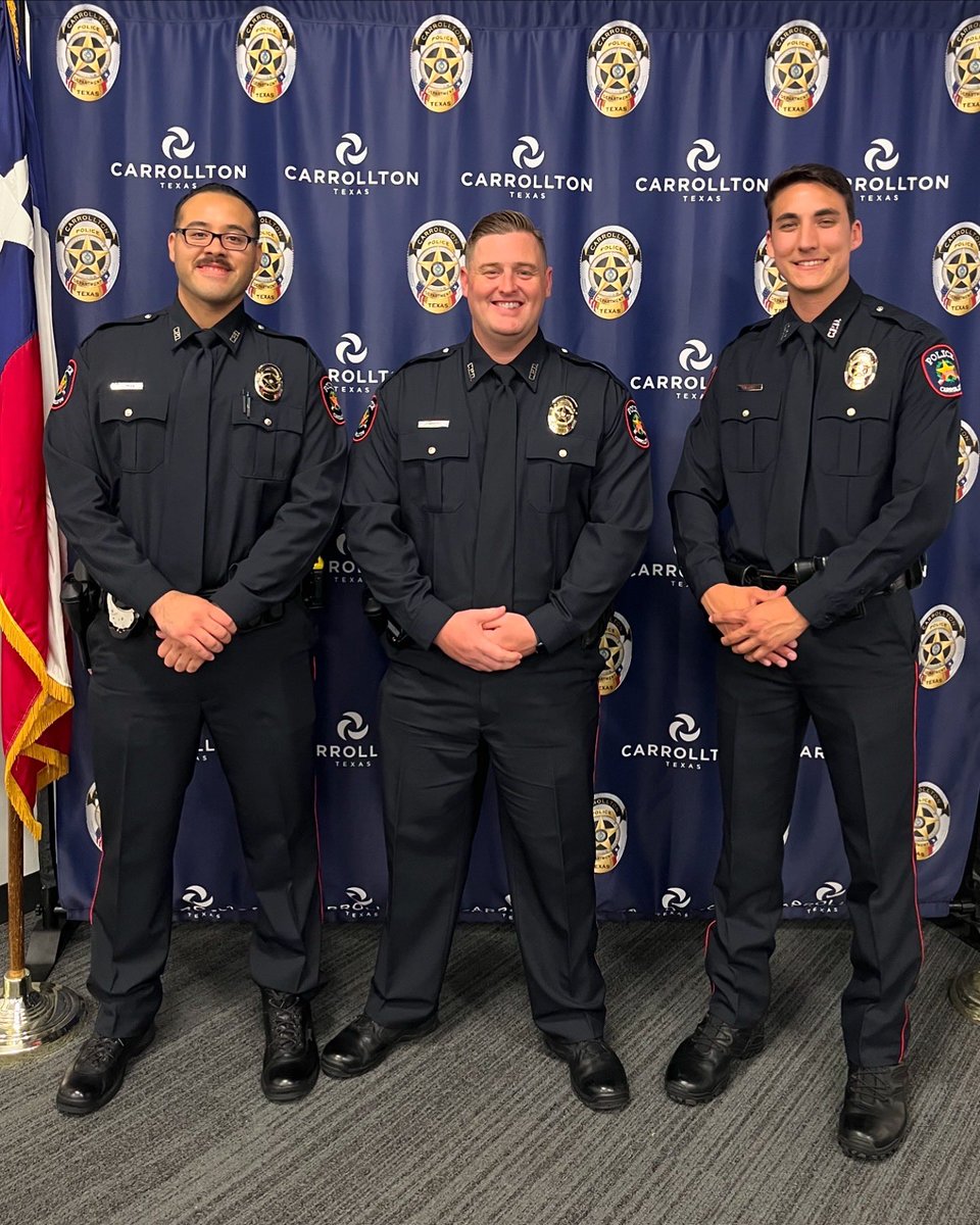 CarrolltonTXPD's tweet image. 🎉👮‍♂️ Meet Carrollton’s Finest! 👮‍♀️🎉

Join us in celebrating our three newest police academy graduates who are ready to serve and protect our community with dedication and integrity. Your commitment to keeping Carrollton safe makes us proud! 🚓💙 

#CarrolltonTX #CarrolltonTXPD