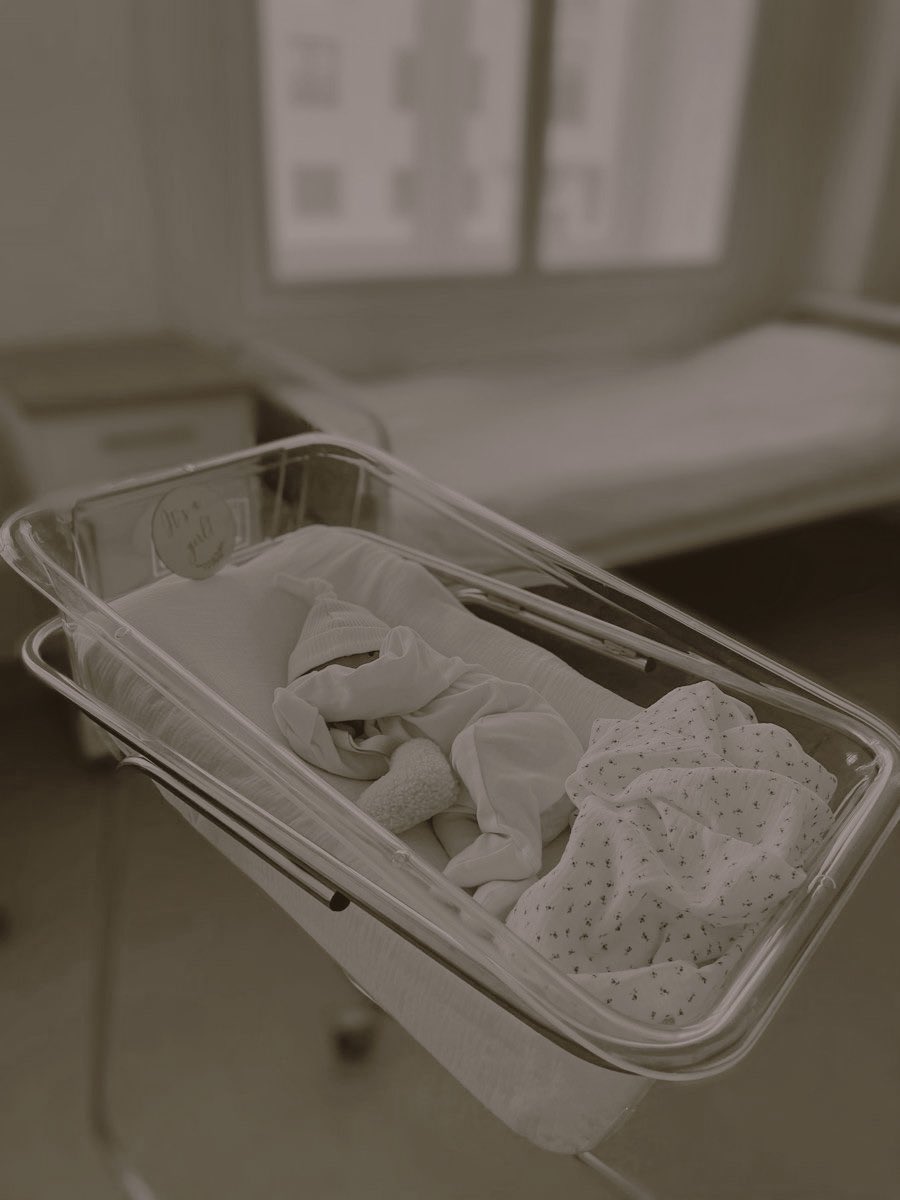 EMMAZZDARCY's tweet photo. ᅟᅟ  ⠀
This  letter  is  for  my  beautiful  baby  boy. 

You  arrived  suddenly,  winning  my  heart  since you  were  in  your  mother's  womb. Your  mother and  I  have  never  experienced  such  an overwhelmingly  happy  experience  as  holding you  in  our  arms.
ᅟᅟ  ⠀ https://t.co/S72ISMUU55