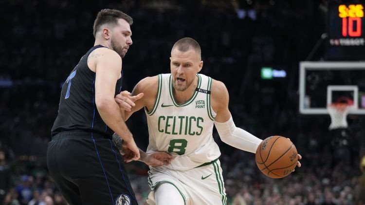 Apsveicu Latviju ar pirmo latvieti NBA čempionu! Visas šīs negulētās  nakts stundas, un jau zinu būs vēl. Ceru šis nebūs <a href="/kporzee/">Kristaps Porzingis</a>  pēdējais gredzens!  Ļoti ceru būs arī palīgā Latvijas basketbola izlasei.