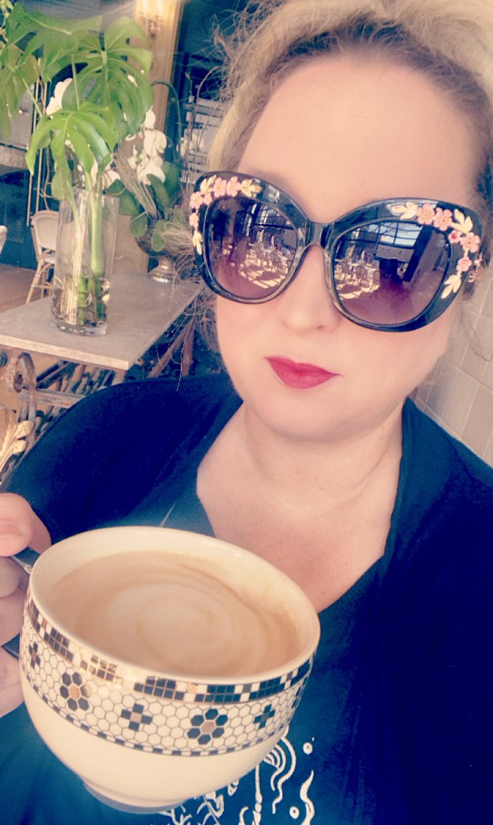 Enjoyed the perfect cappuccino at Le Chateau Bistro, a lovely French bistro nestled into “The Bricks” in #kearney. Housemade food &amp; pastries, signature espressos &amp; cocktails and a gorgeous atmosphere. Tres charmant ⚜️
 #thebricks #nebraska #cappucino