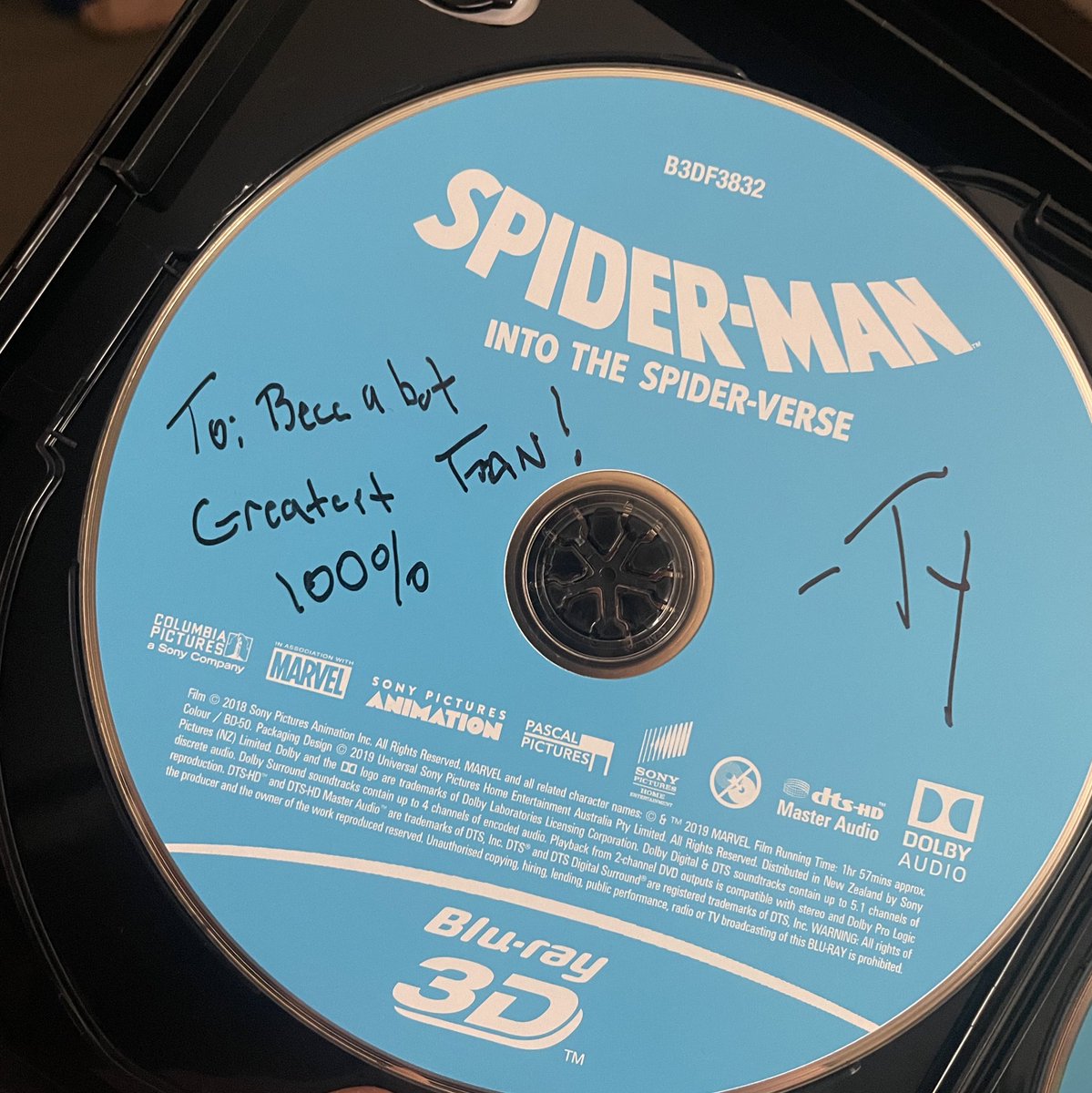 Thinking back to one of my favorite moments when I first got into web3 in 2022. I got to meet <a href="/tyquane_wright/">Ty</a> who worked on art for Into The Spider-Verse! An incredible human who I wouldn’t have gotten the opportunity to meet had it not been for web3 connections 🫶🏻🕸️