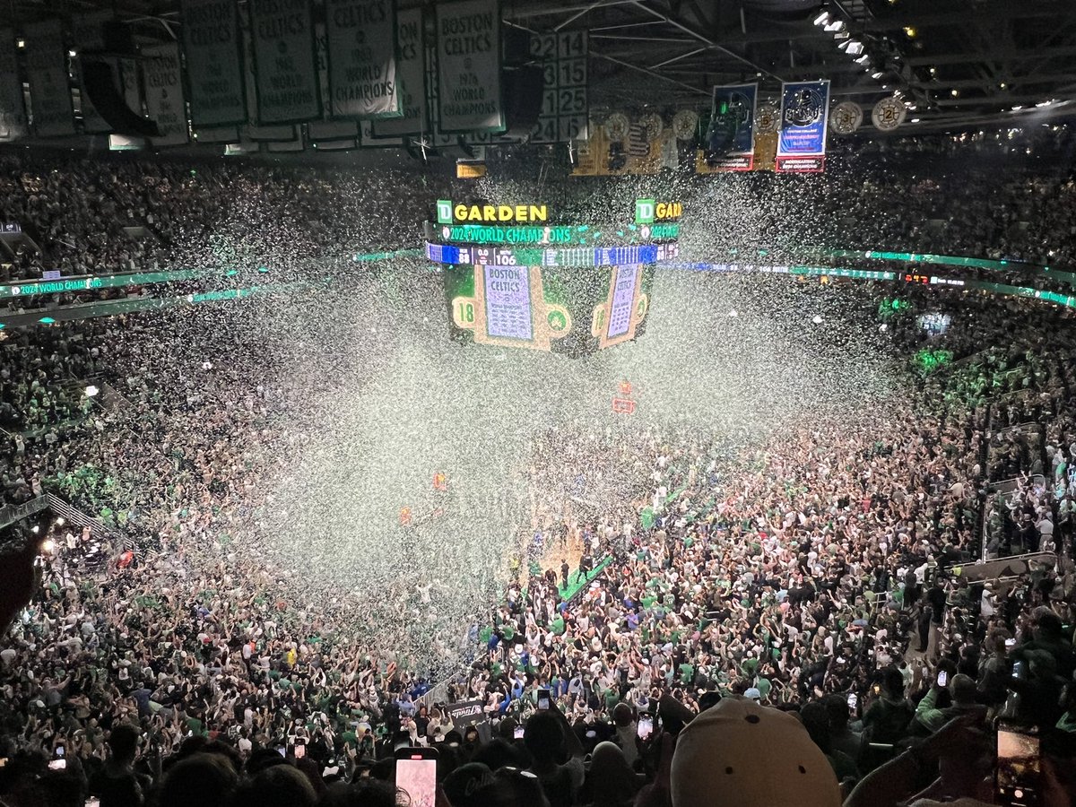 mma_kings's tweet photo. What a night!! @celtics 🙌🏆☘️ https://t.co/TLoqG5WeyP