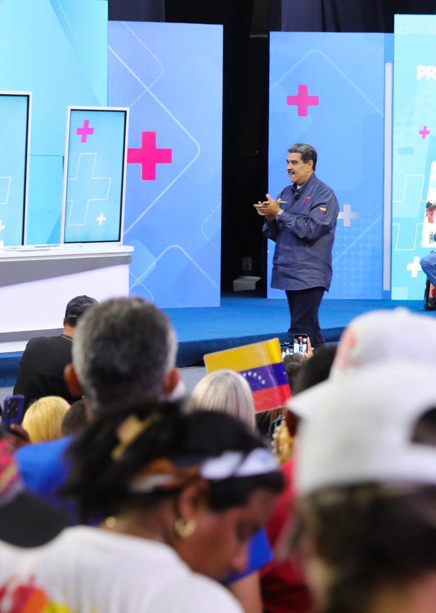 #18Jun  🇻🇪 📢 ¡ETIQUETA DEL DÍA! ▶️

#ConMaduroEsMásSeguro

¡La esperanza está en la Calle!