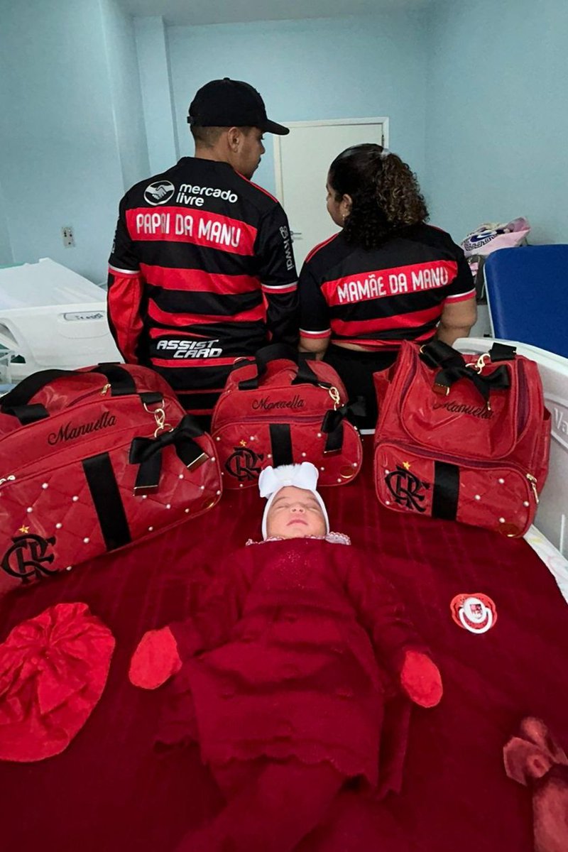 DavyGonalves1's tweet photo. Papai e Mamãe da Manu ❤️🖤 https://t.co/bMwCsgON71