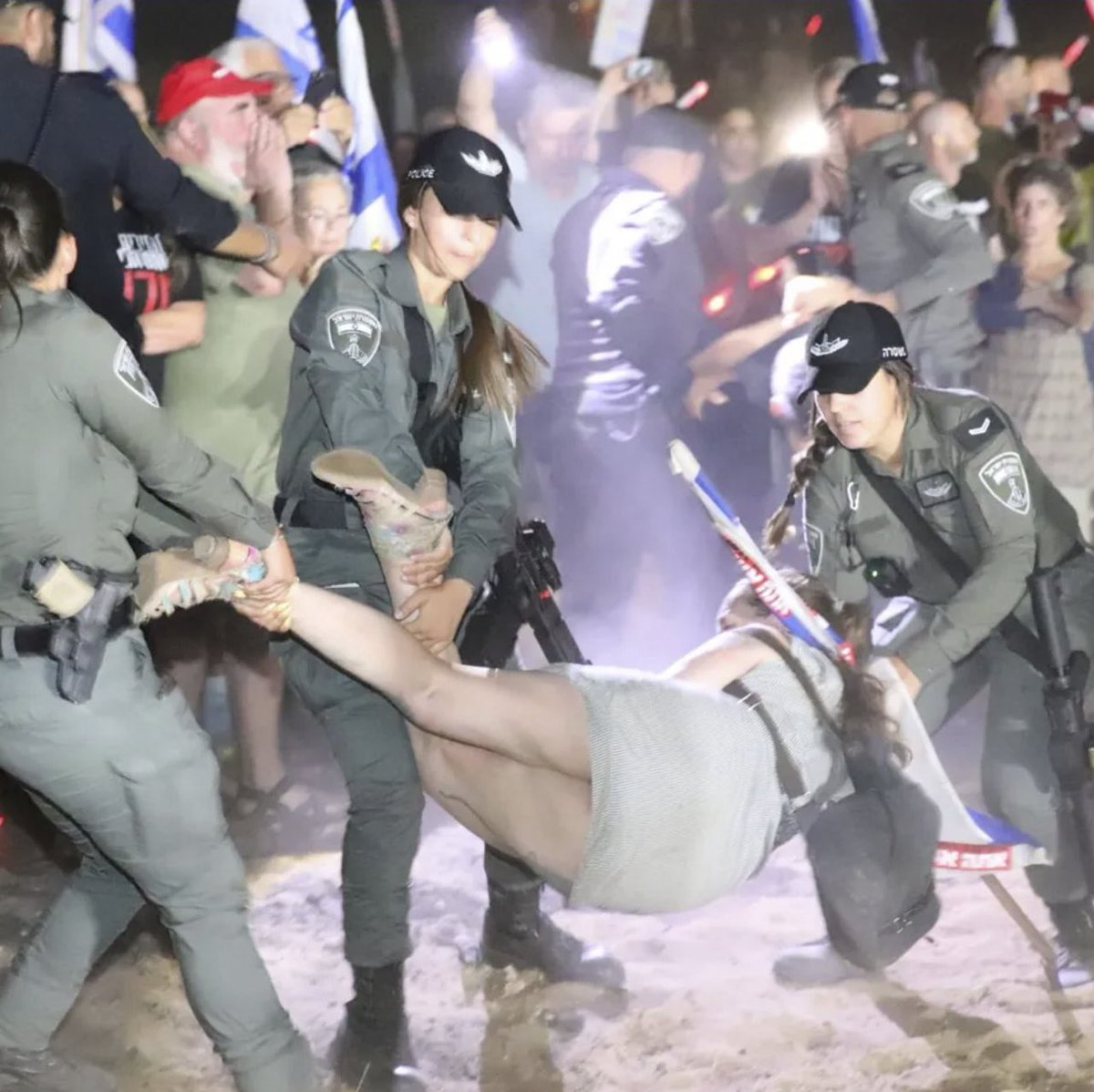 SuppressedNws's tweet photo. I present to you the ‘only democracy in the middle east’, israel: https://t.co/JSd3tAglIK