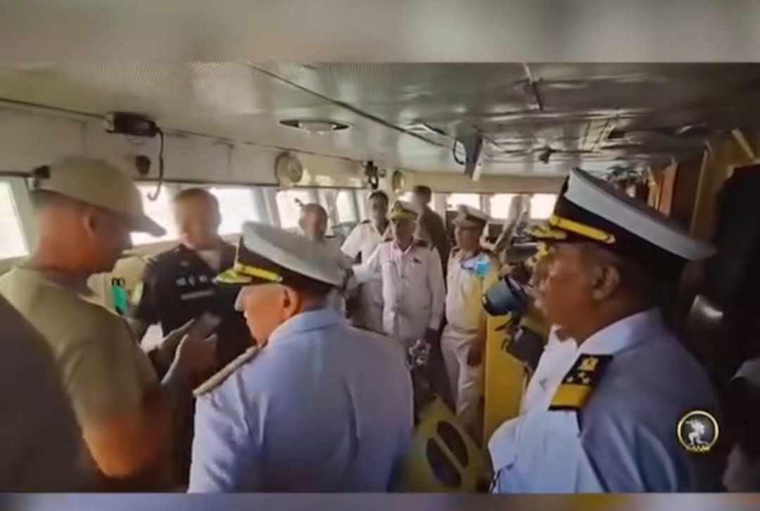 HA_REPORTER2's tweet image. #Developement 
Russian warships arrive at the port of #Tobruk in eastern #Libya