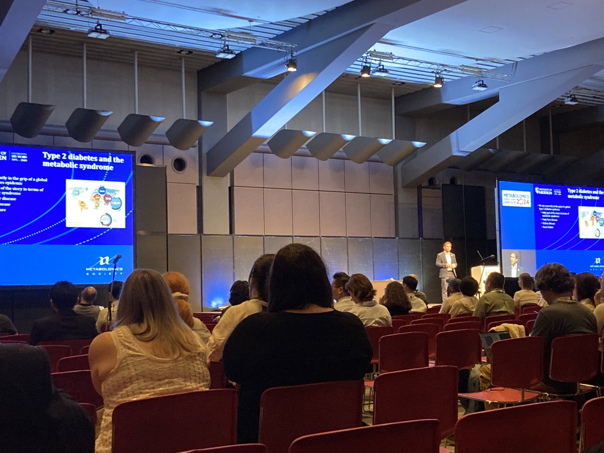 Jene_Ng (@jene_ng) on Twitter photo Heavy torrential rain and strong wind in Osaka ain’t stopping us from listening to <a href="/julesgrif/">Jules Griffin</a> plenary session at #metsoc2024 Heavy torrential rain and strong wind in Osaka ain’t stopping us from listening to <a href="/julesgrif/">Jules Griffin</a> plenary session at #metsoc2024