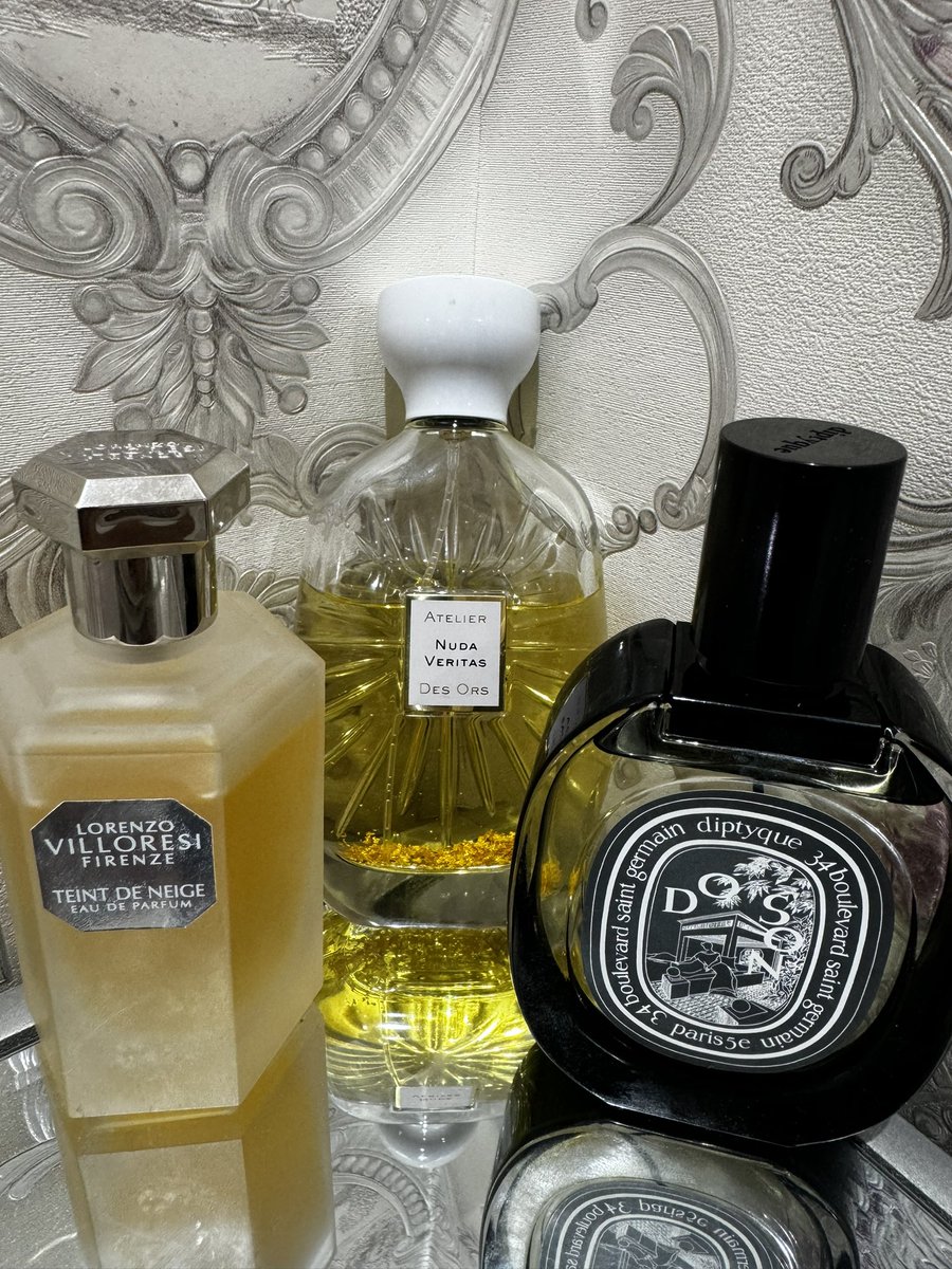 BanderJ's tweet image. كل عام و أنتم و من تحبون بخير أعاده الله عليكم أعوام عديدة و أزمنة مديدة لا فاقدين ولا مفقودين و أنتم بأتم الصحة والعافية و أوفر الرخاء و السعادة إن شاءالله 🤲
#رابطة_عشاق_العطور