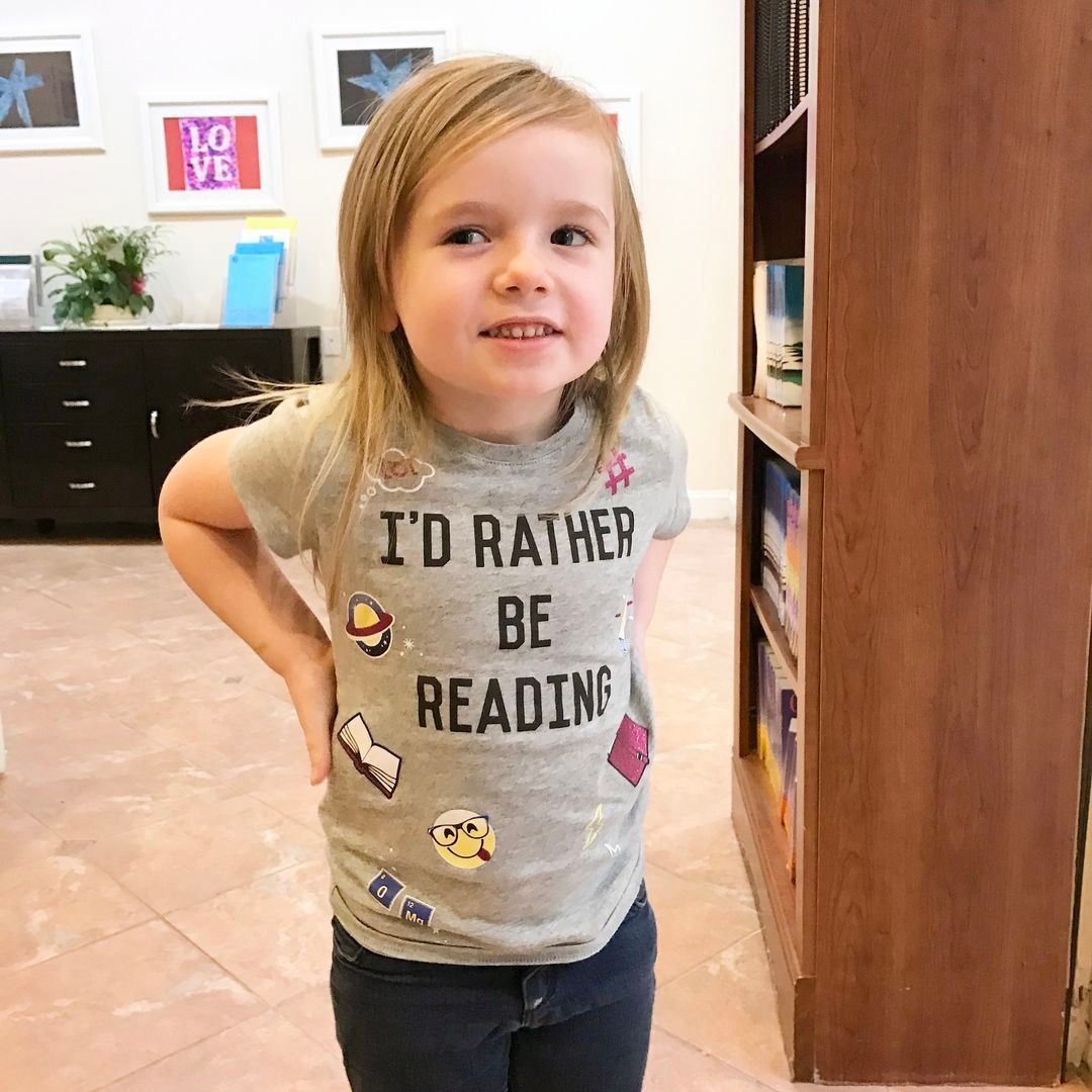 DelphiAcadBos's tweet image. A great message for summer break! #idratherbereading