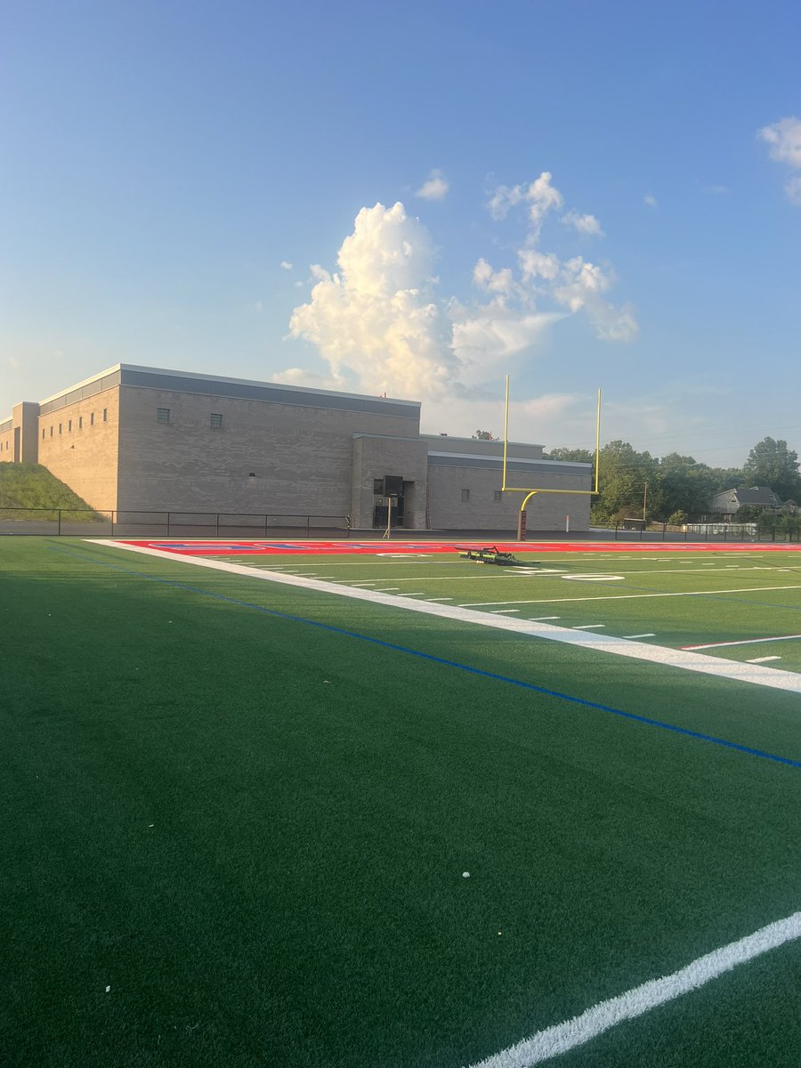 cards_football's tweet photo. Close! Pictures can not do justice to the overall impact of this facility! Full video tour soon! #FootballMattersHere https://t.co/yiSYvu0IqZ