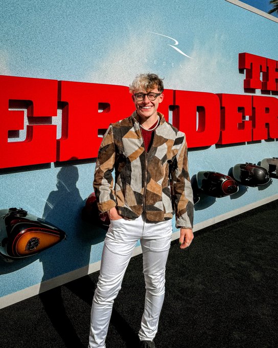 1 pic. I learned to ride my bike at a young age so psyched for the @bikeridersfilm Premiere :) #TheBikeRiders