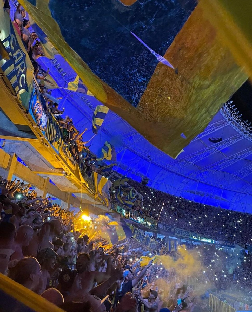 laacademia1889's tweet photo. El día que Santiago Del Estero se vistió de auriazul. 🇺🇦🏆 https://t.co/cFfpxFawkF
