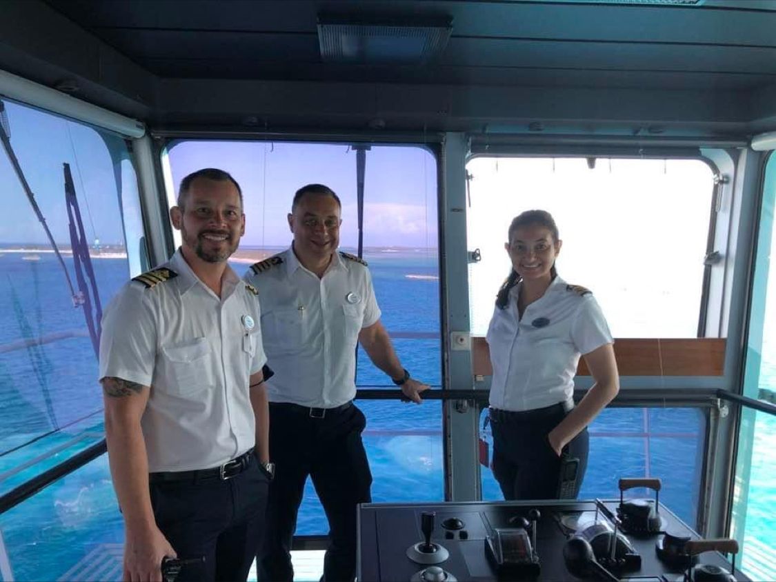 RCGCareers's tweet photo. Born in Panama, Berta always dreamed of exploring the world. A highlight was joining Royal Caribbean's Symphony of the Seas Newbuild Team. "Seeing the ship come to life was amazing," she said. Discover Berta's journey at https://t.co/gm5dsRE729! #PropelledbyPeople #IAMRCG https://t.co/z0Kq190eTd
