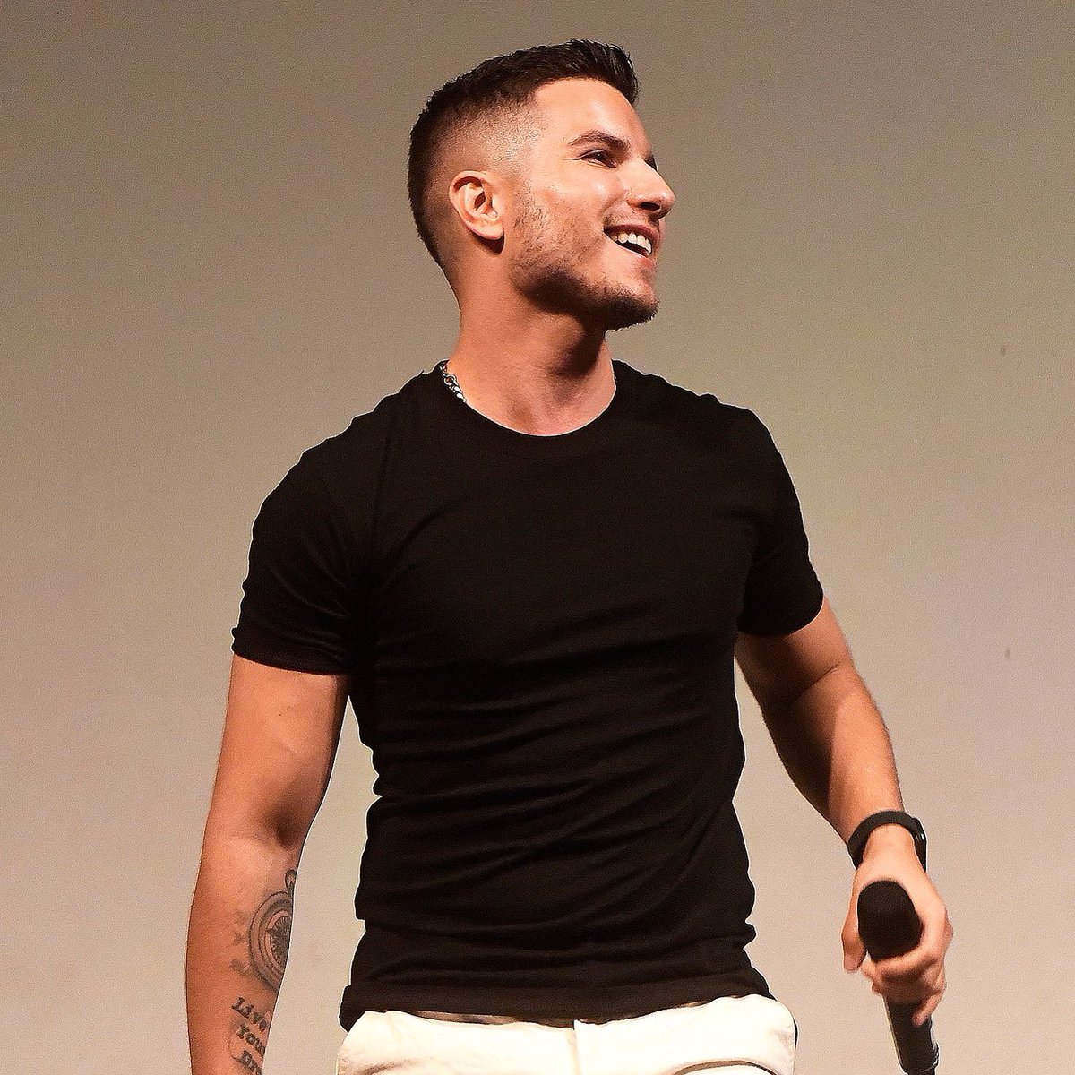 Some pics from the very first Melbourne LGBTQ+ People’s Choice Awards 🏳️‍🌈  a few weeks ago! Honoured to have been invited.