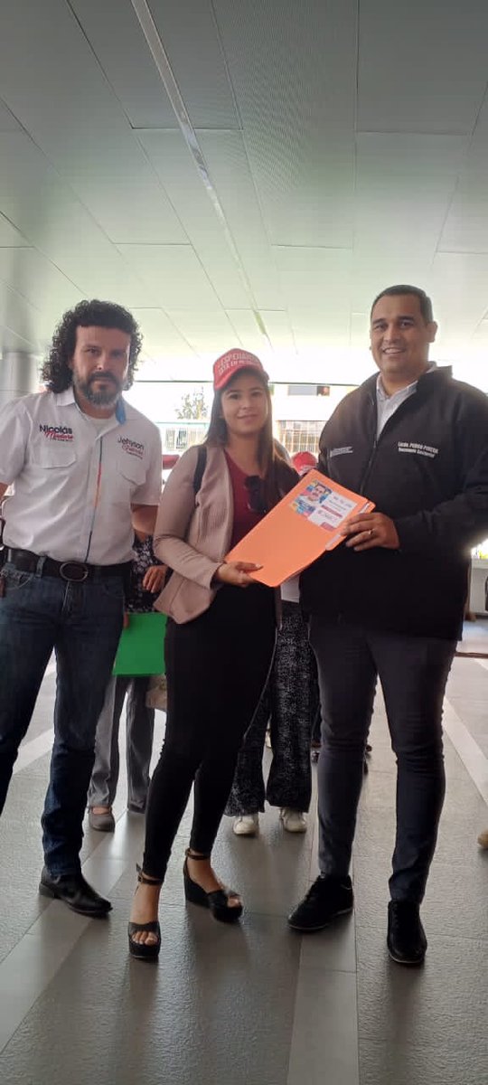 Sofi_256lp's tweet photo. #17Jun || @fomdes2020 siguiendo instrucciones del gobernador @JEHYSONGUZMAN, entregó 53 nuevos financiamientos a productores agrícolas, empresarios, artesanos y emprendedores del eje Metropolitano.

#CultivamosFuturo https://t.co/ORvSDDNyu2