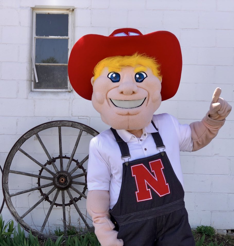 HuskerSpirit's tweet photo. Happy National Mascot Day to our favorite guys - Herbie Husker &amp; Lil’ Red

#nationalmascotday #mascotHOF #GBR ❤️🌽 https://t.co/LXxZzd49XC