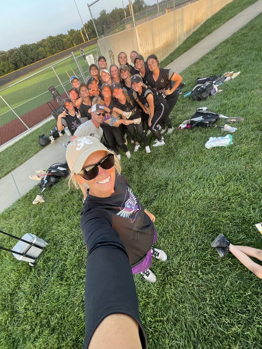Had a great time this weekend with my team at the <a href="/Team1_fastpitch/">Team 1 Fastpitch</a> Elite Club Invite! Took home 3rd place!
<a href="/Aces_SoftballKC/">Aces Softball</a>