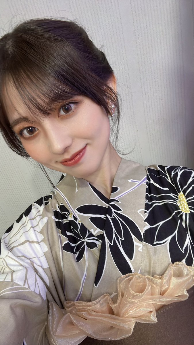 本日、オリプロ白のイベント最終日です🔥
ポコチャを卒業した後も残るプロフにしたくて選んだイベントです🤍

ポコチャの配信は6/30までしますが、イベントは本当にこれが最後😌昼間はお仕事があるので、帰宅後すぐに配信つける予定です🏃‍♂️💨